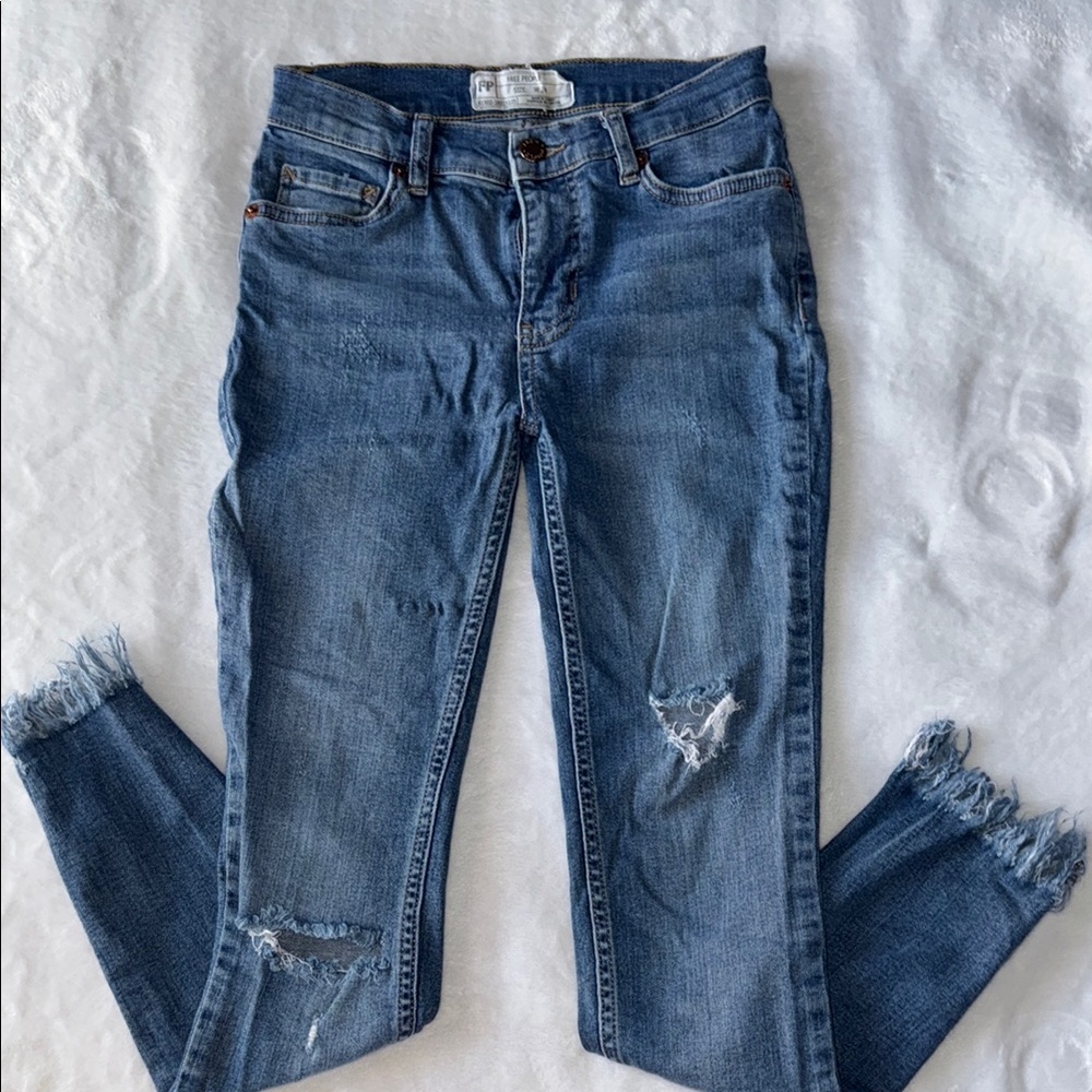 Blue Distressed Women's Jeans